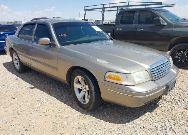 2001 FORD Crown Victoria