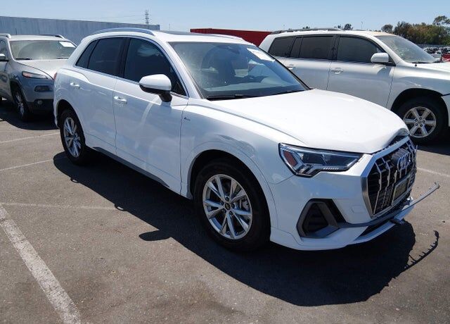 2024 AUDI Q3