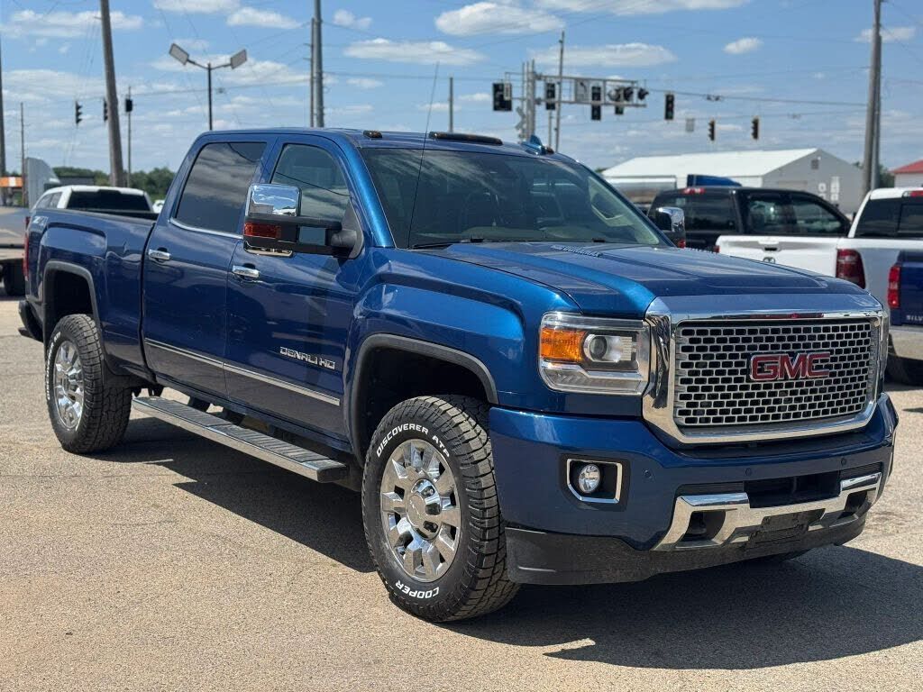2016 GMC Sierra