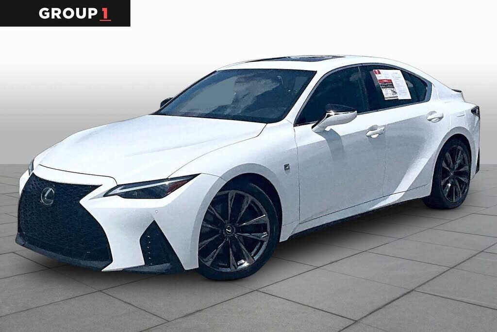 2023 LEXUS IS