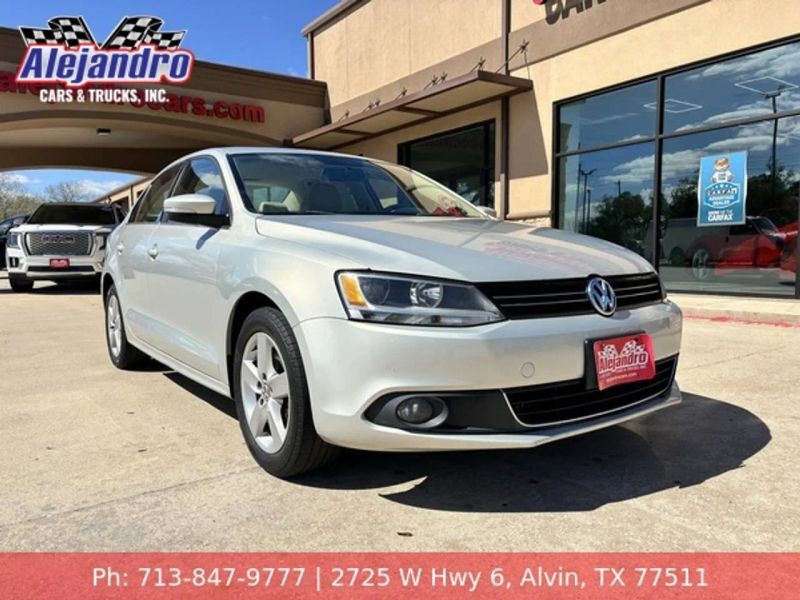 2012 VOLKSWAGEN Jetta