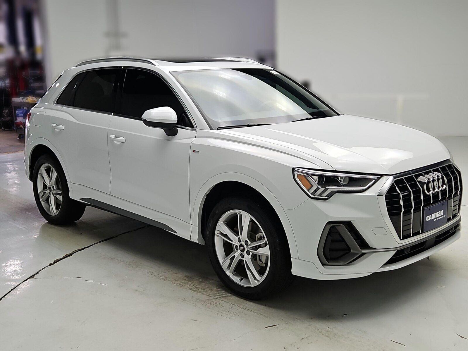 2024 AUDI Q3