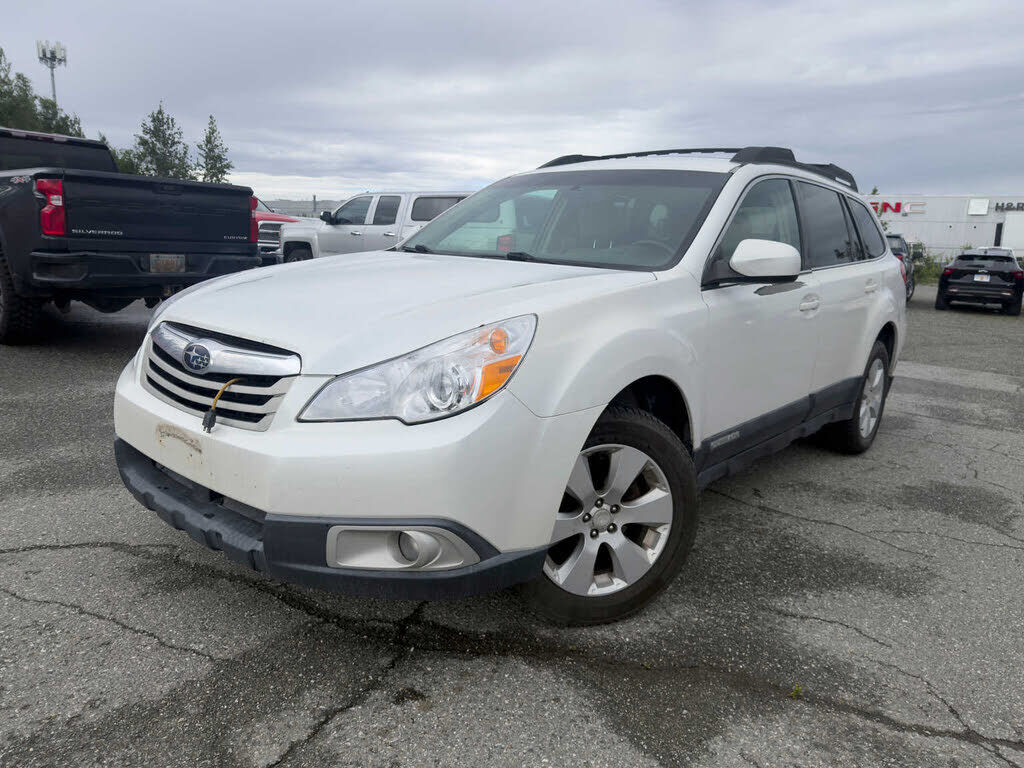 2010 SUBARU Outback