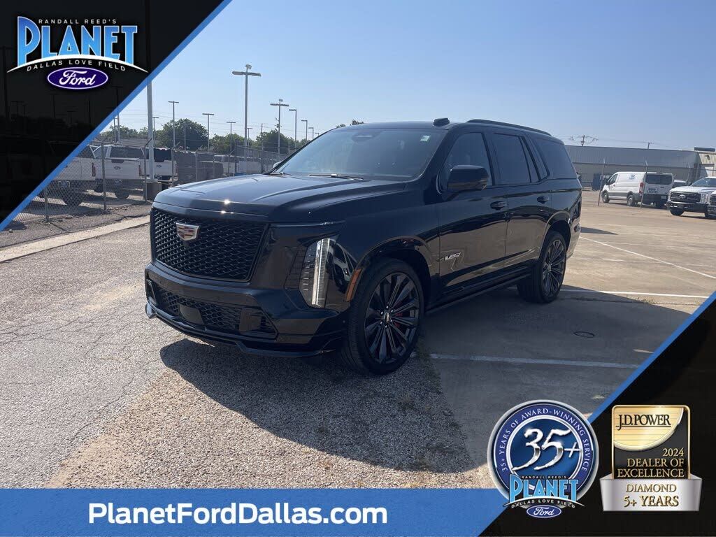 2026 CADILLAC Escalade