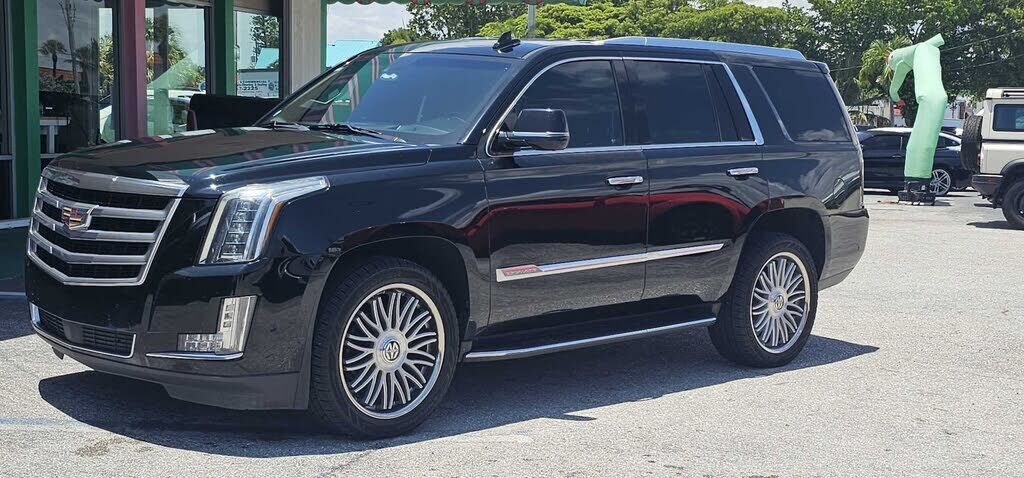 2018 CADILLAC Escalade