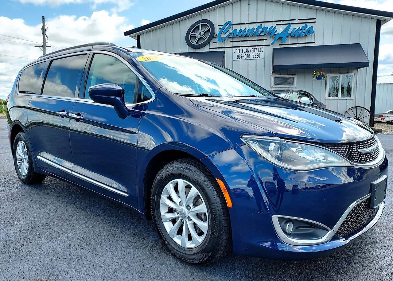 2017 CHRYSLER Pacifica