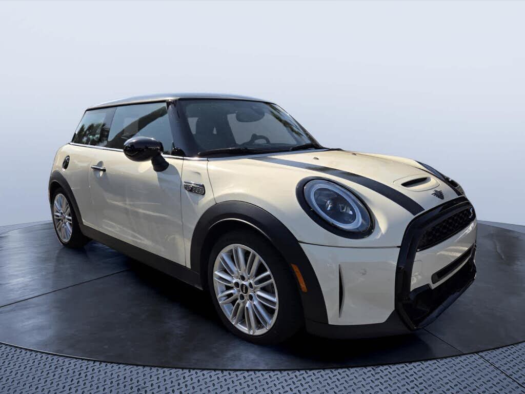 2023 MINI Hardtop
