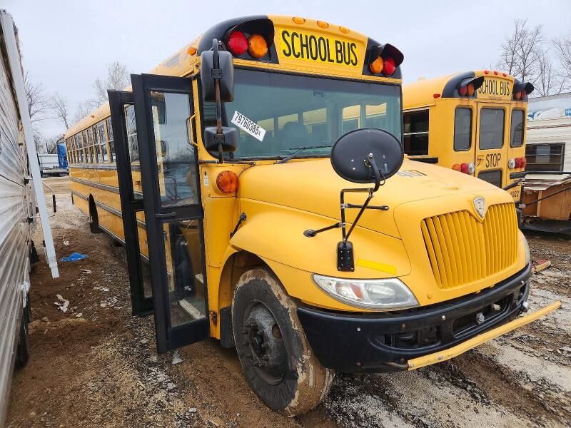 2014 IC BUS PB105