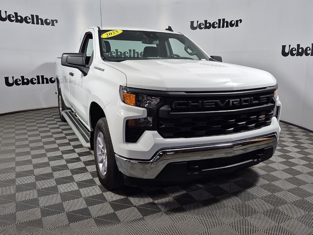 2025 CHEVROLET Silverado