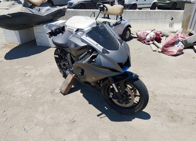 2024 YAMAHA YZF