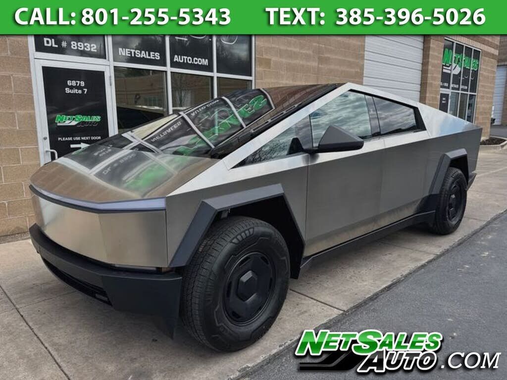2026 TESLA Cybertruck