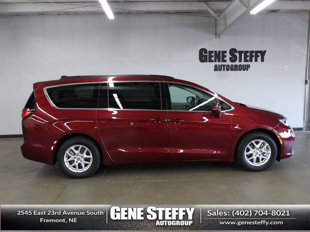 2022 CHRYSLER Pacifica