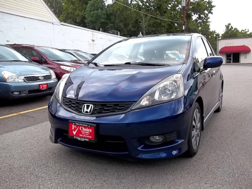 2012 HONDA Fit