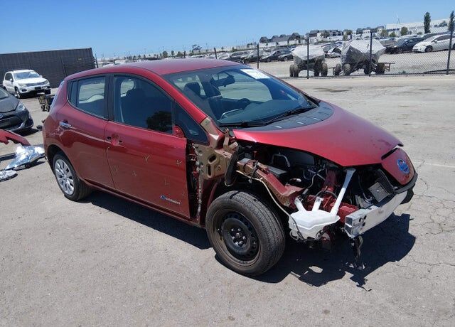 2013 NISSAN Leaf