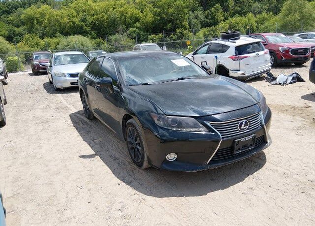 2015 LEXUS ES