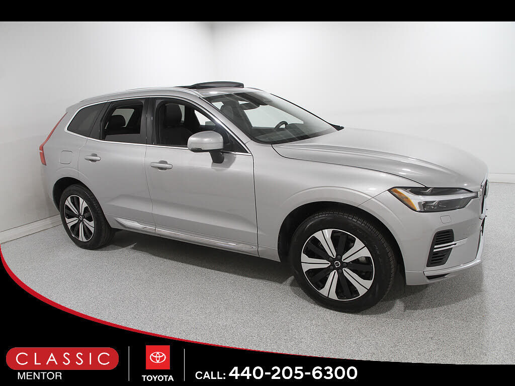 2023 VOLVO XC60