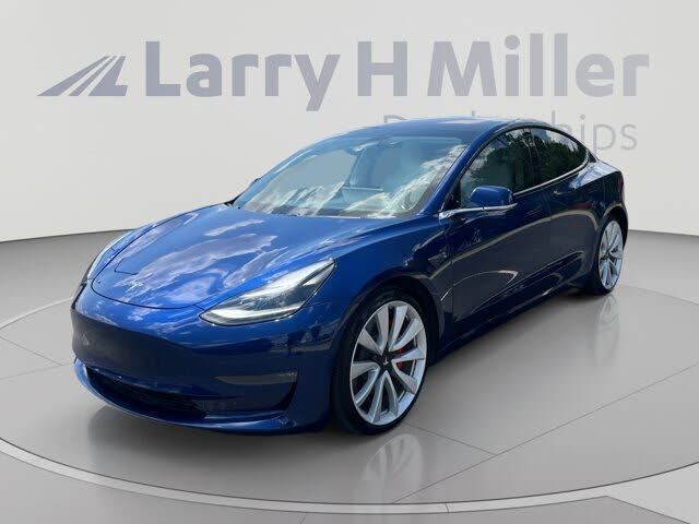 2018 TESLA Model 3