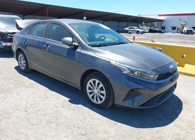 2023 KIA Forte
