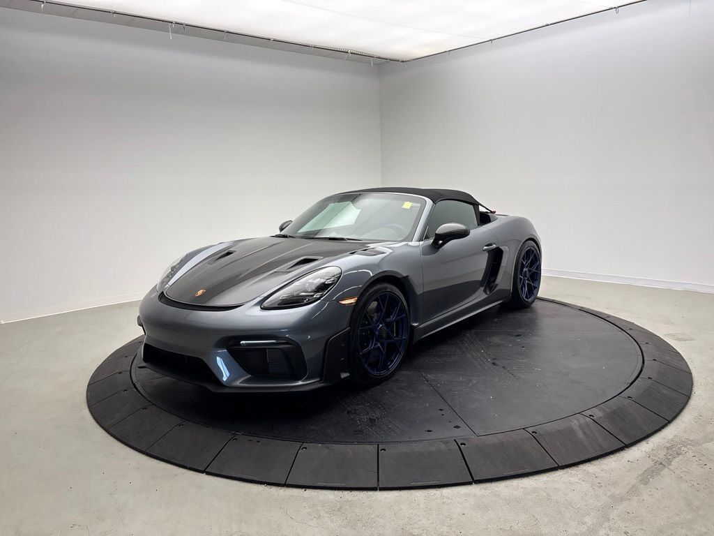 2025 PORSCHE 718