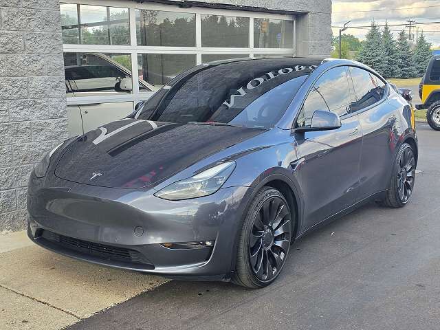 2022 TESLA Model Y