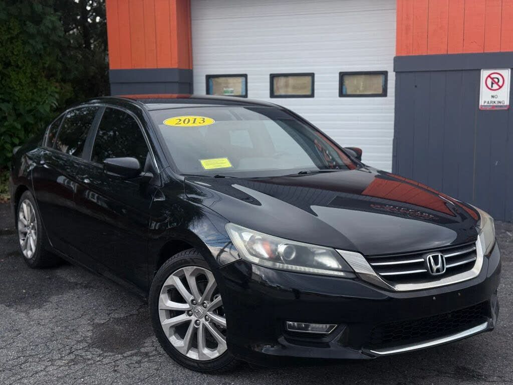2013 HONDA Accord