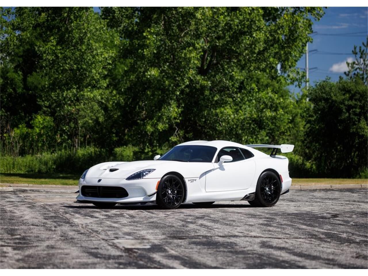 2016 DODGE Viper