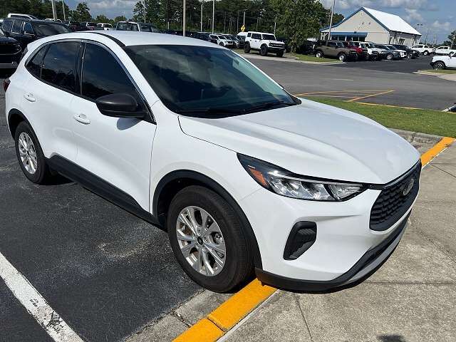 2023 FORD Escape