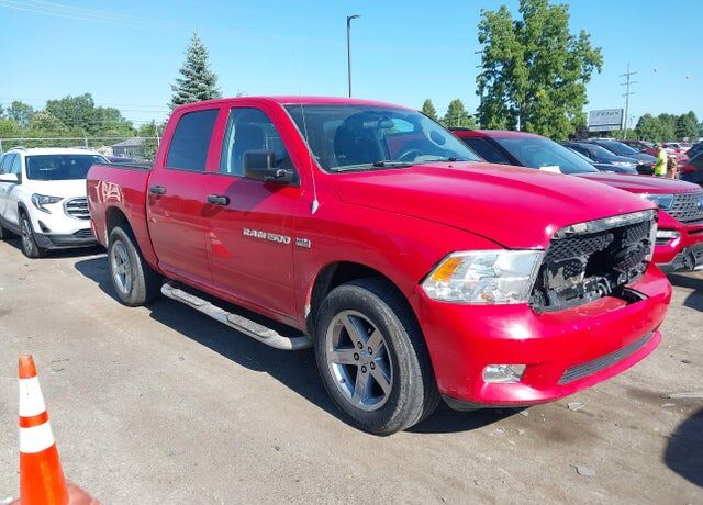 2012 DODGE Ram