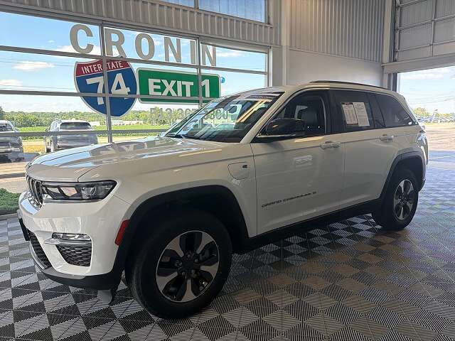 2022 JEEP Grand Cherokee