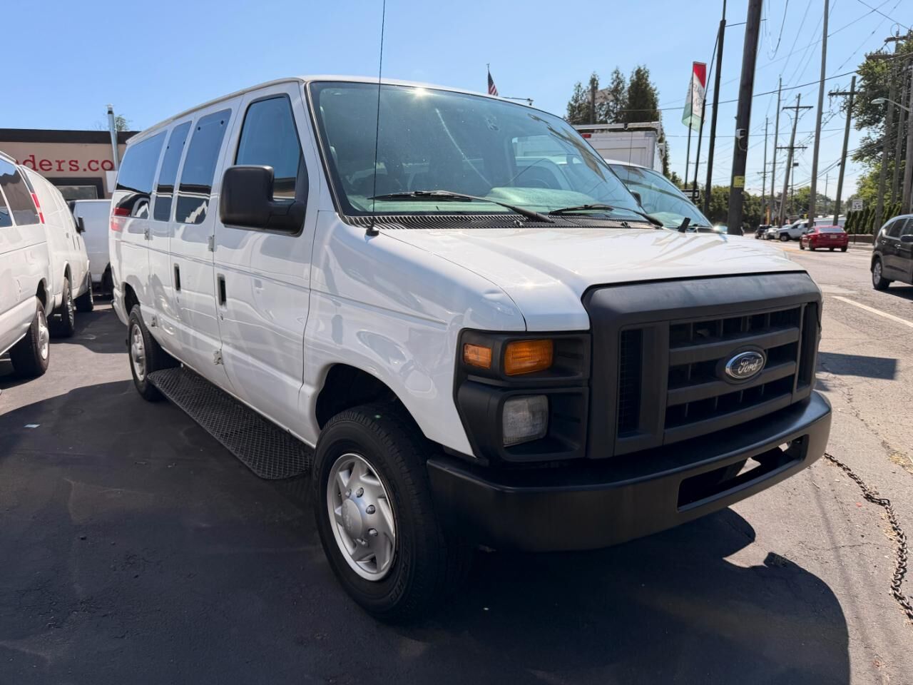 2014 FORD E-250