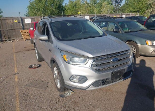 2017 FORD Escape