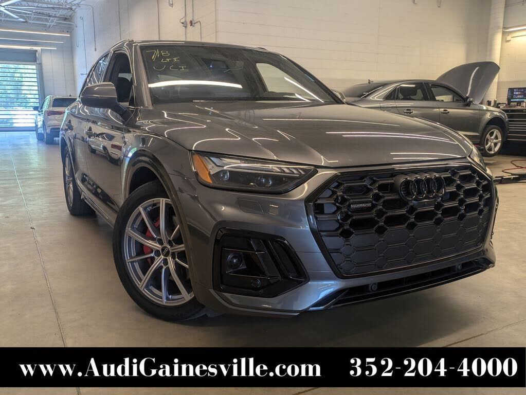 2024 AUDI Q5 e