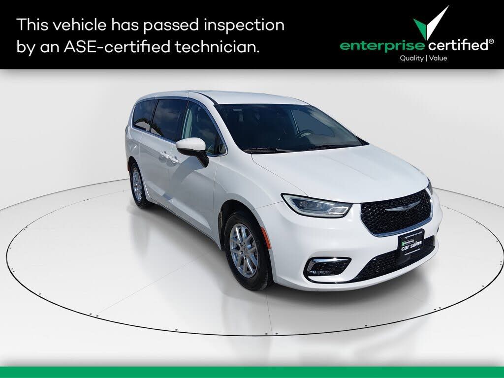 2023 CHRYSLER Pacifica
