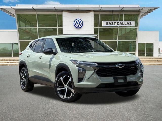2024 CHEVROLET Trax