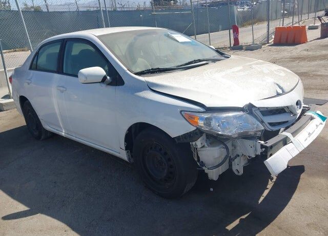2011 TOYOTA Corolla