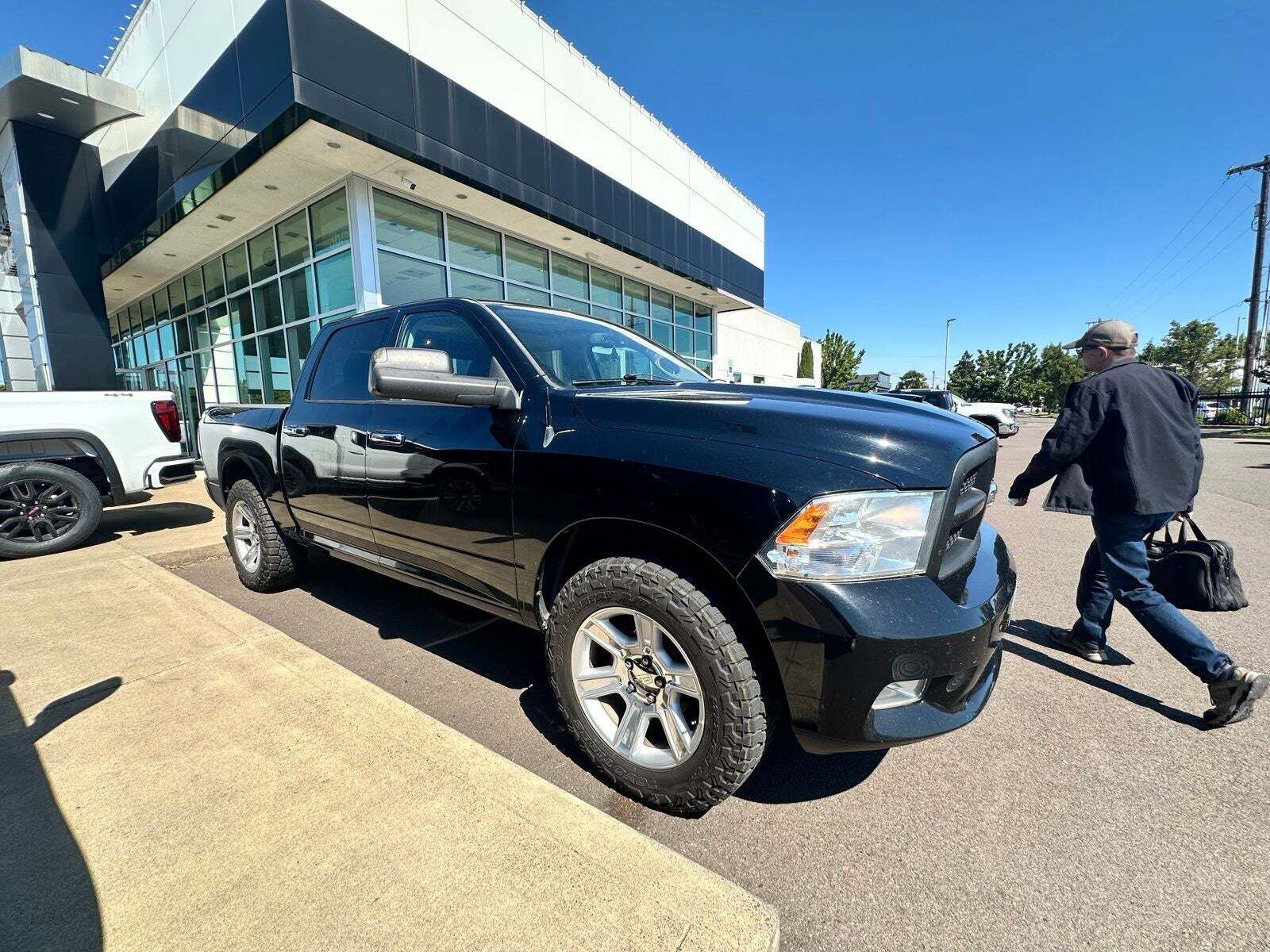 2012 DODGE Ram