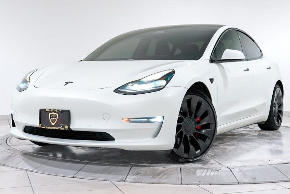 2021 TESLA Model 3