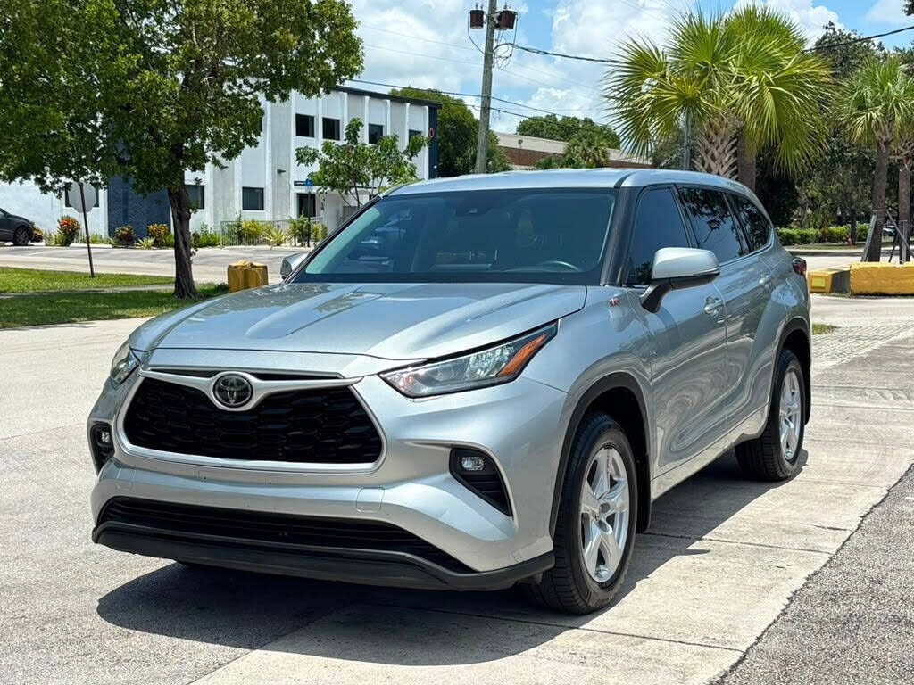 2020 TOYOTA Highlander