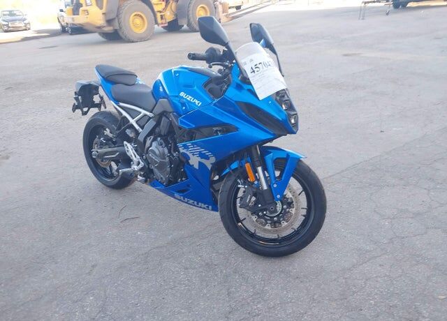 2026 SUZUKI GSX-8R