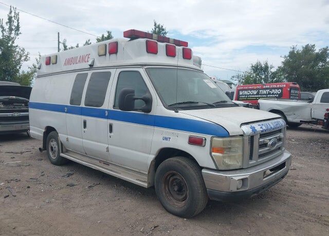 2009 FORD E-350