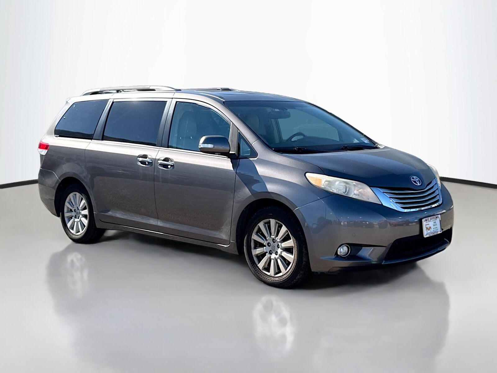 2013 TOYOTA Sienna