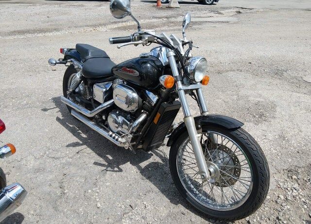 2002 HONDA VT750