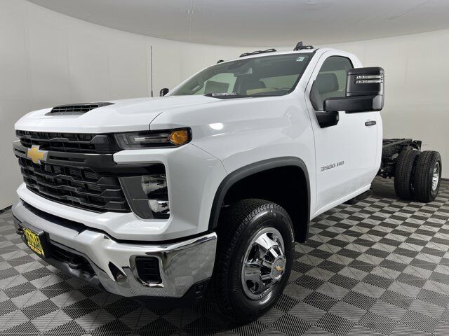 2026 CHEVROLET Silverado HD