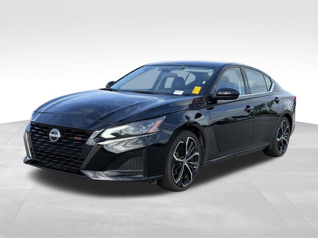 2024 NISSAN Altima