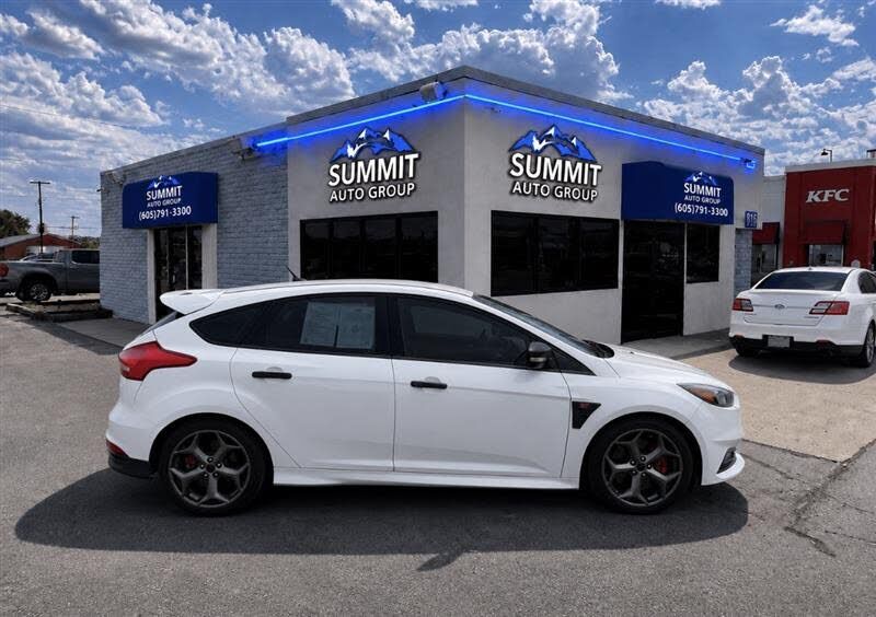 2017 FORD Focus