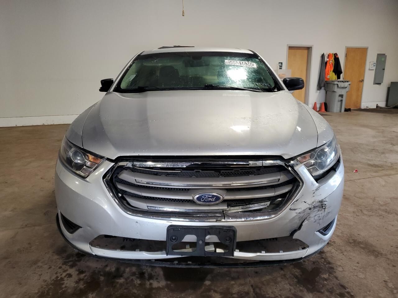 2016 FORD Taurus