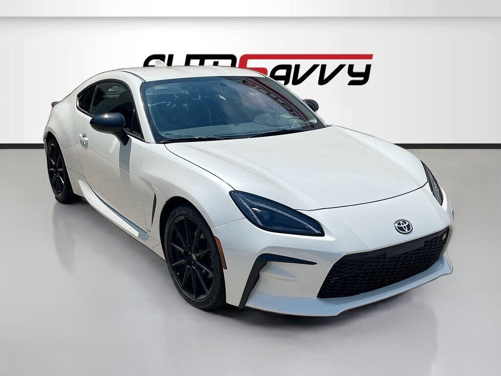 2023 TOYOTA GR86