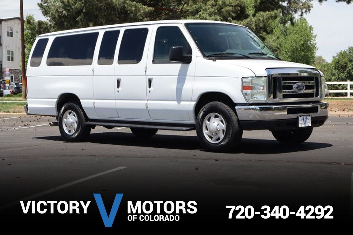 2012 FORD E-350