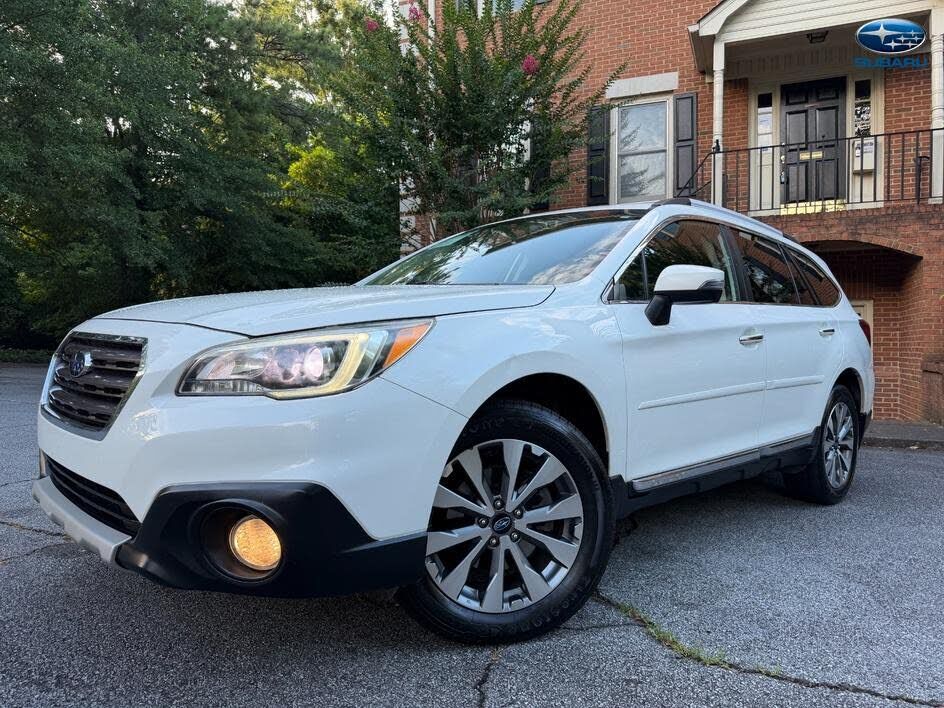 2017 SUBARU Outback
