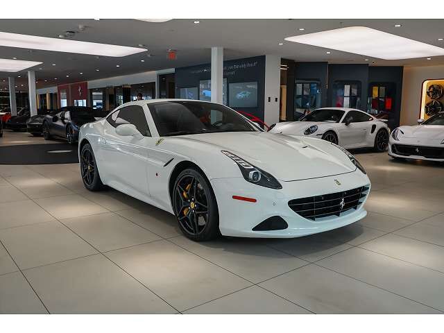 2016 FERRARI California T